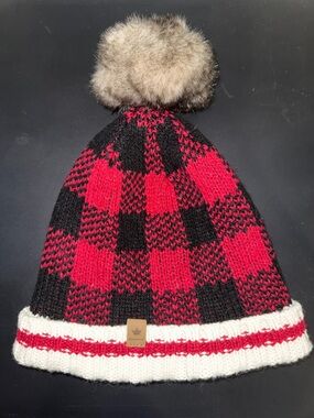 Red & Black Buffalo Plaid Pom Beanie with Cream Trim Canadiana